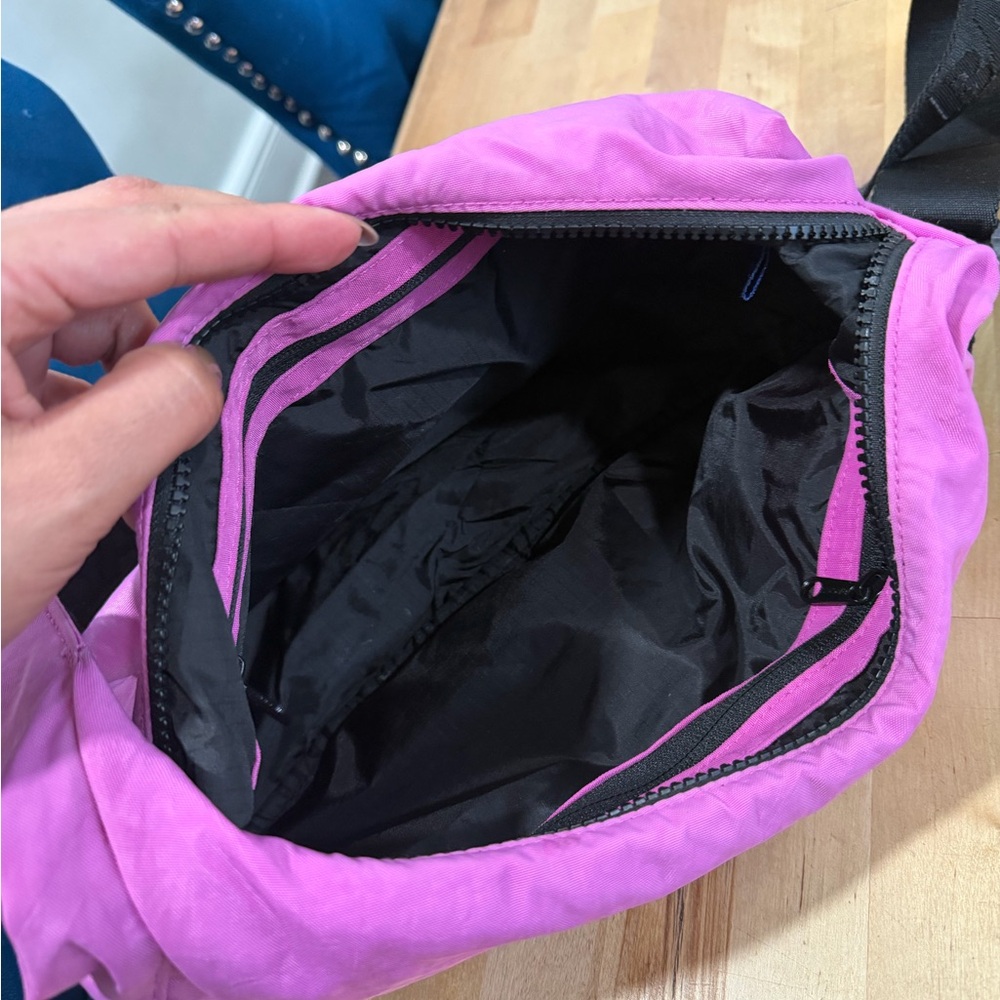 BAGGU Crossbody Bag in Bright Pink with Black Strap - Picture 8 of 13